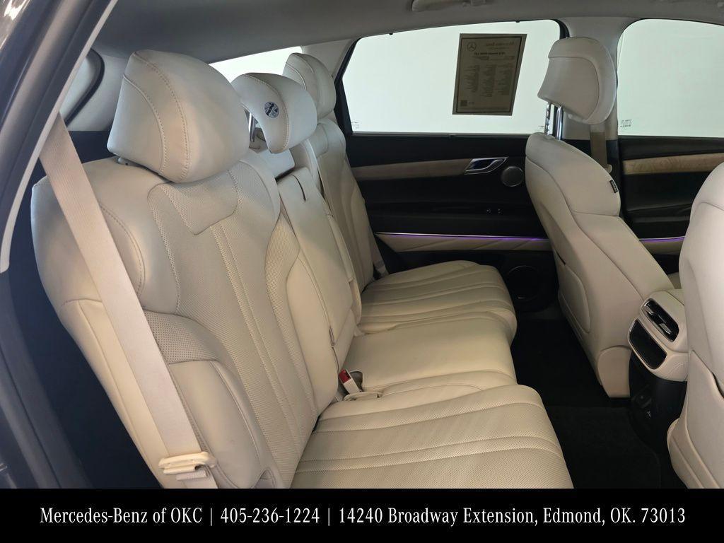 used 2021 Genesis GV80 car, priced at $27,400