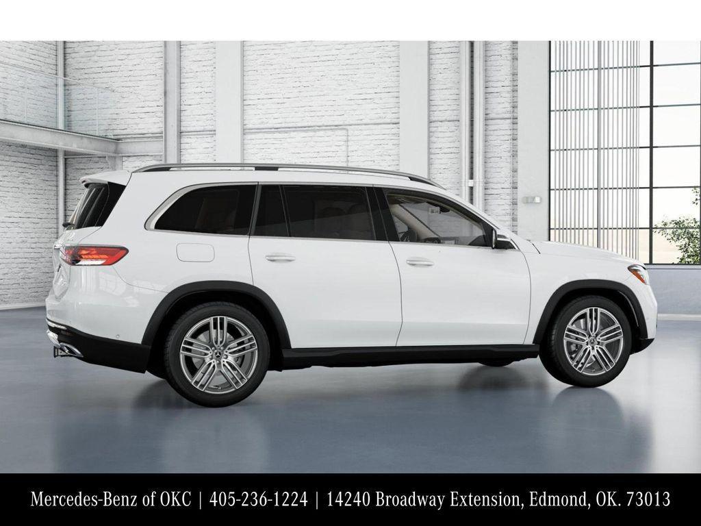 new 2025 Mercedes-Benz GLS 450 car