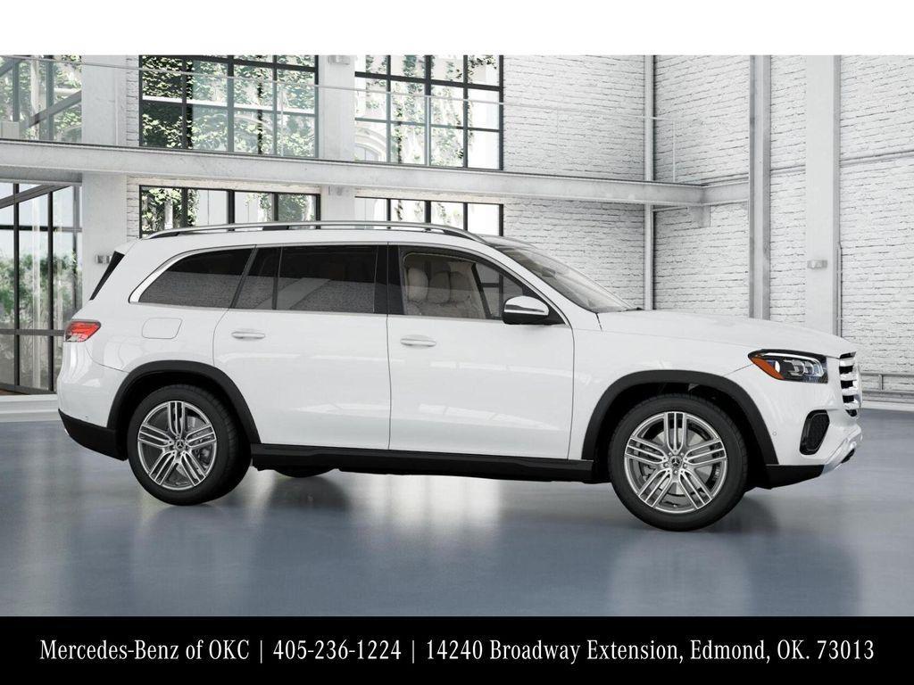 new 2025 Mercedes-Benz GLS 450 car