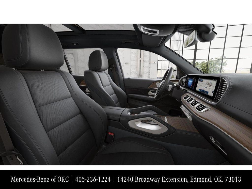 new 2025 Mercedes-Benz GLS 450 car, priced at $92,510