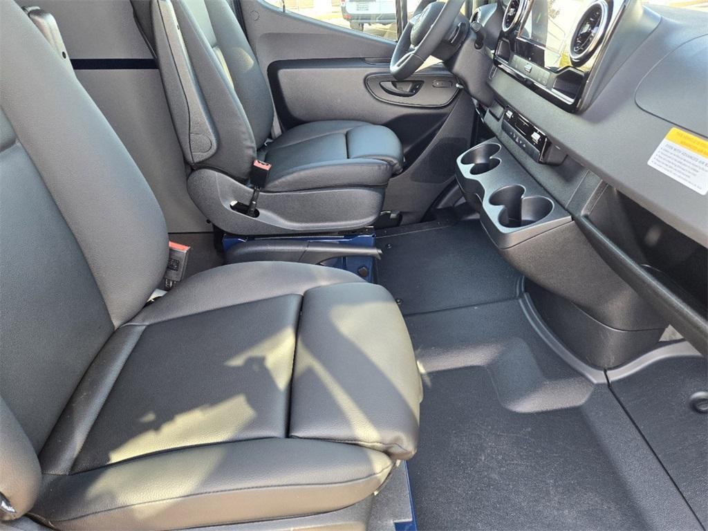 new 2025 Mercedes-Benz Sprinter 2500 car, priced at $71,944