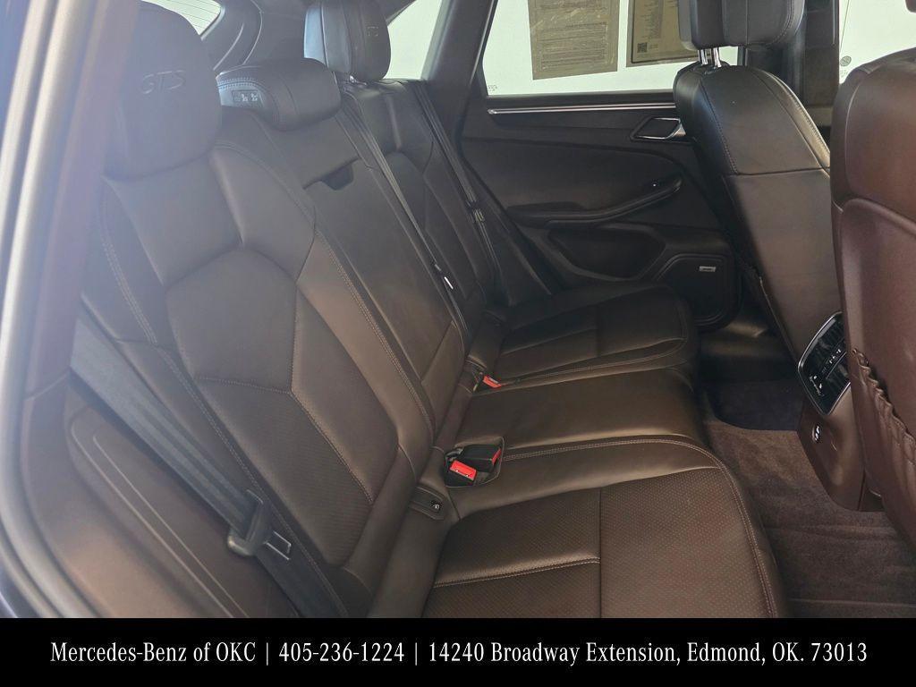 used 2019 Mercedes-Benz Sprinter 1500 car, priced at $19,400