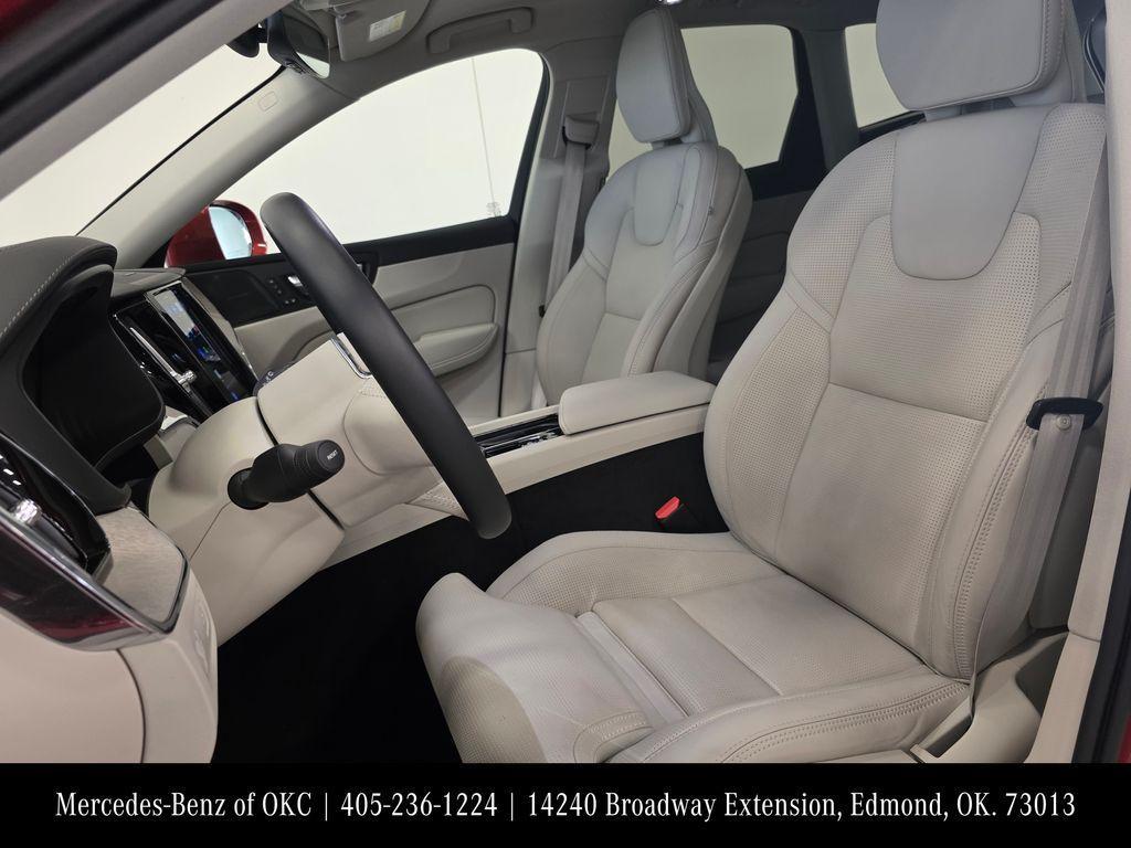 used 2022 Volvo XC60 car, priced at $35,700