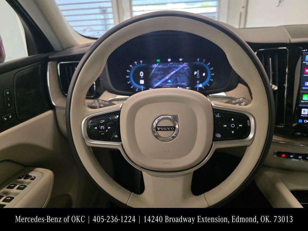 used 2022 Volvo XC60 car, priced at $35,700