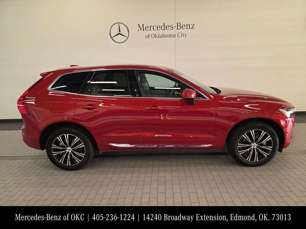 used 2022 Volvo XC60 car, priced at $35,700