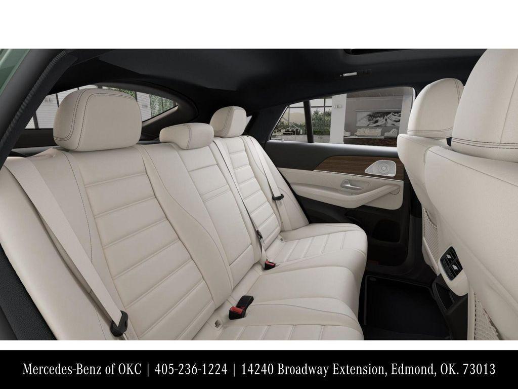 new 2025 Mercedes-Benz GLE 450 car, priced at $90,880