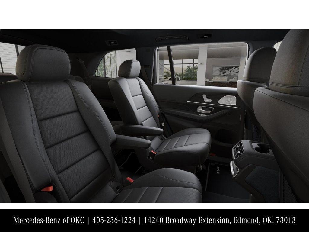 used 2025 Mercedes-Benz GLS 450 car, priced at $97,054