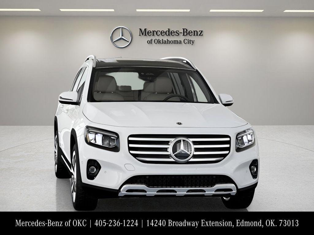 used 2025 Mercedes-Benz GLB 250 car, priced at $52,019