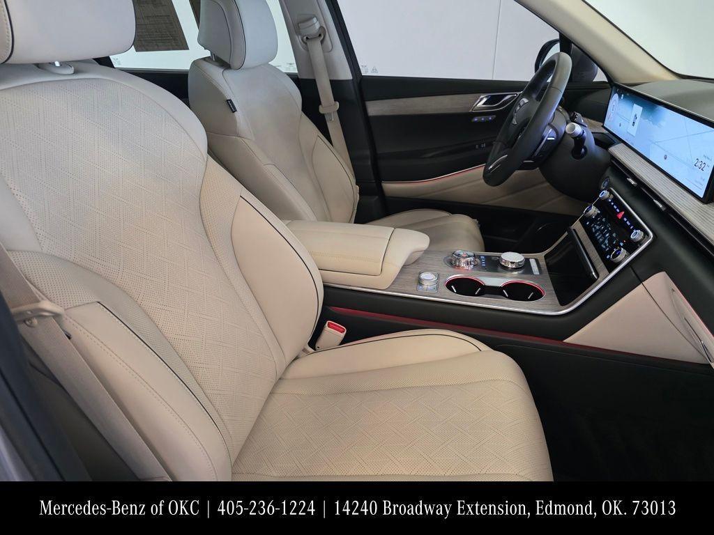 used 2025 Genesis GV80 car, priced at $62,400