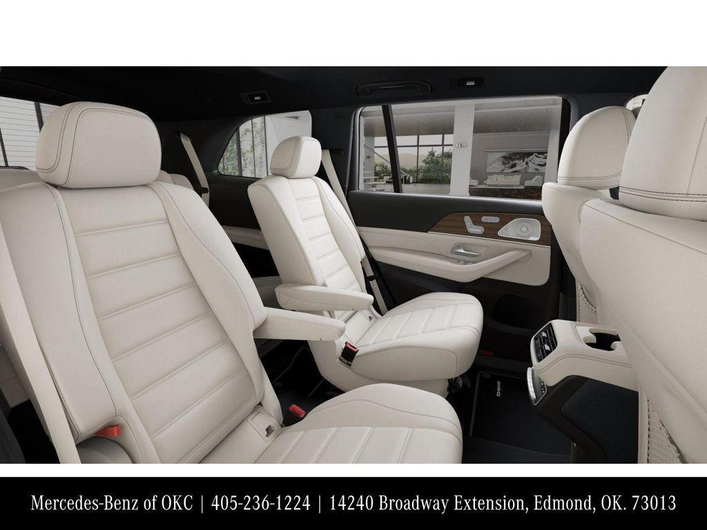 new 2026 Mercedes-Benz GLS 580 car, priced at $121,090