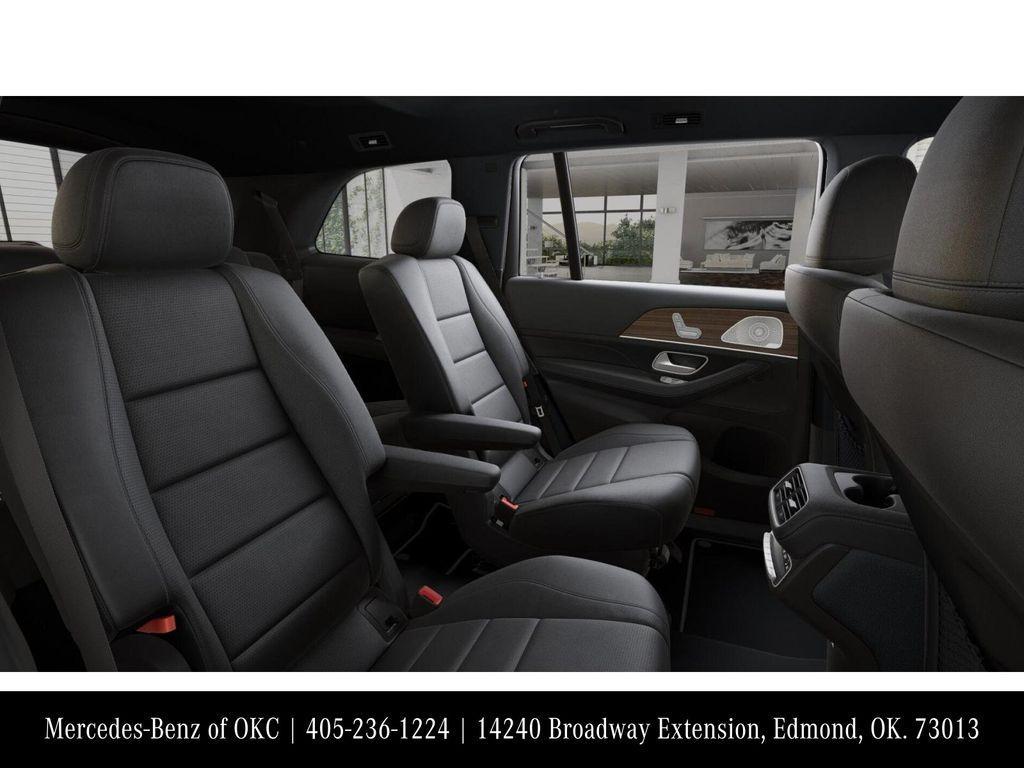 used 2025 Mercedes-Benz GLS 450 car, priced at $93,774