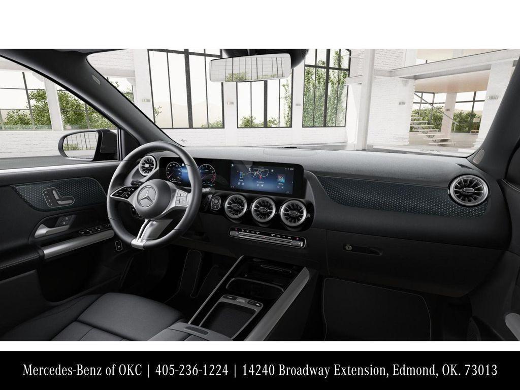 new 2025 Mercedes-Benz GLA 250 car, priced at $44,345