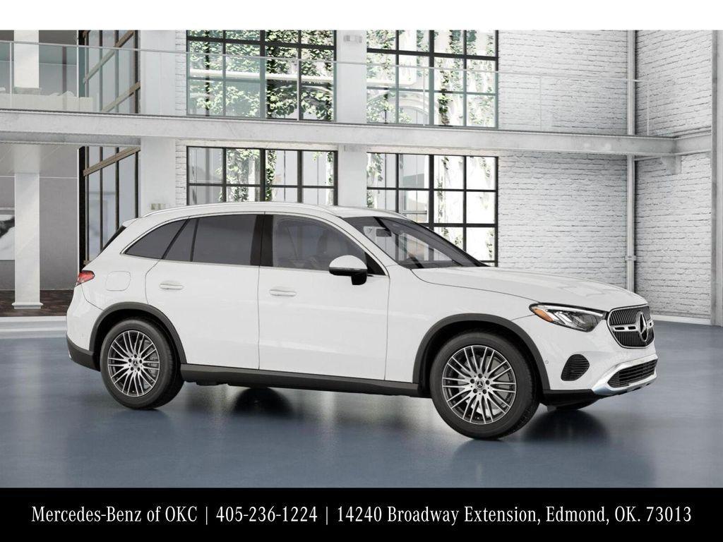 new 2025 Mercedes-Benz GLC 300 car