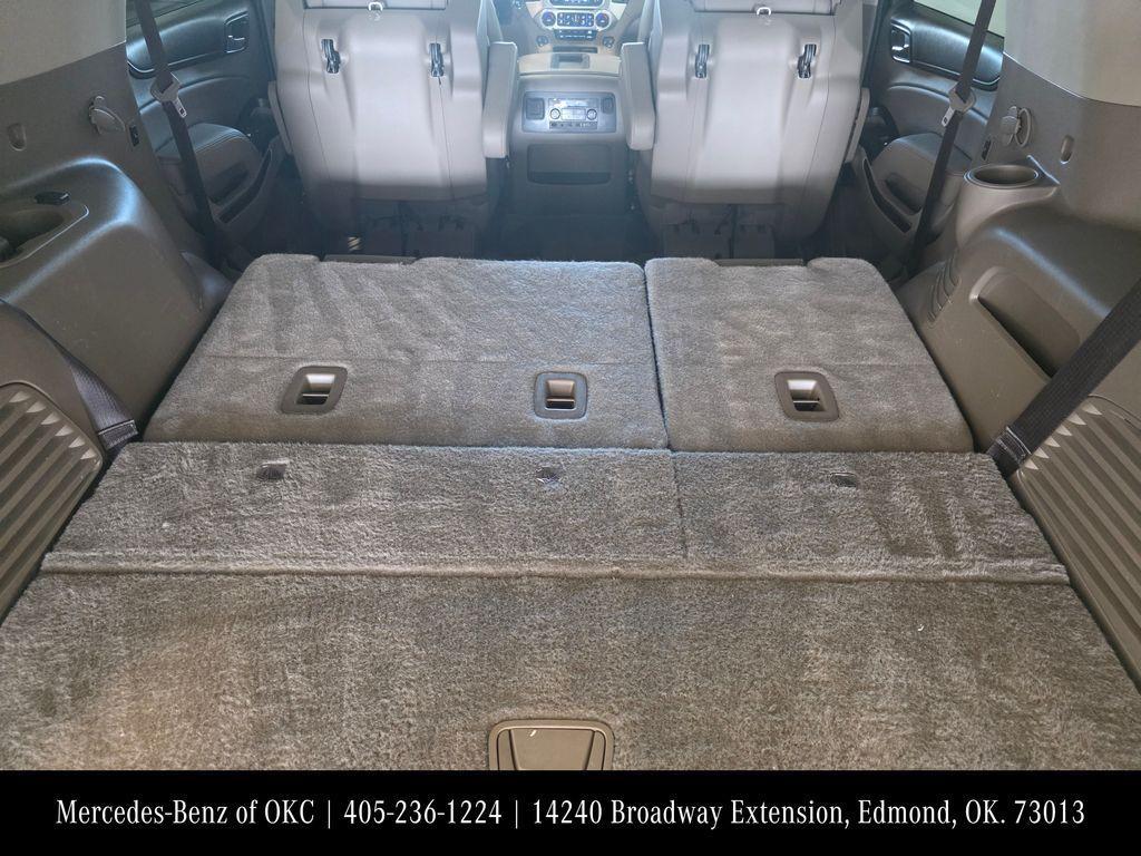 used 2018 GMC Yukon car, priced at $28,400