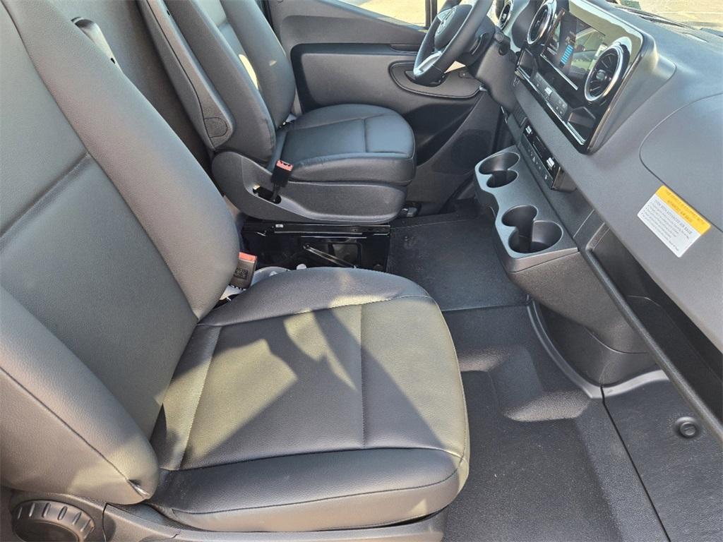 new 2024 Mercedes-Benz eSprinter 2500 car, priced at $85,064