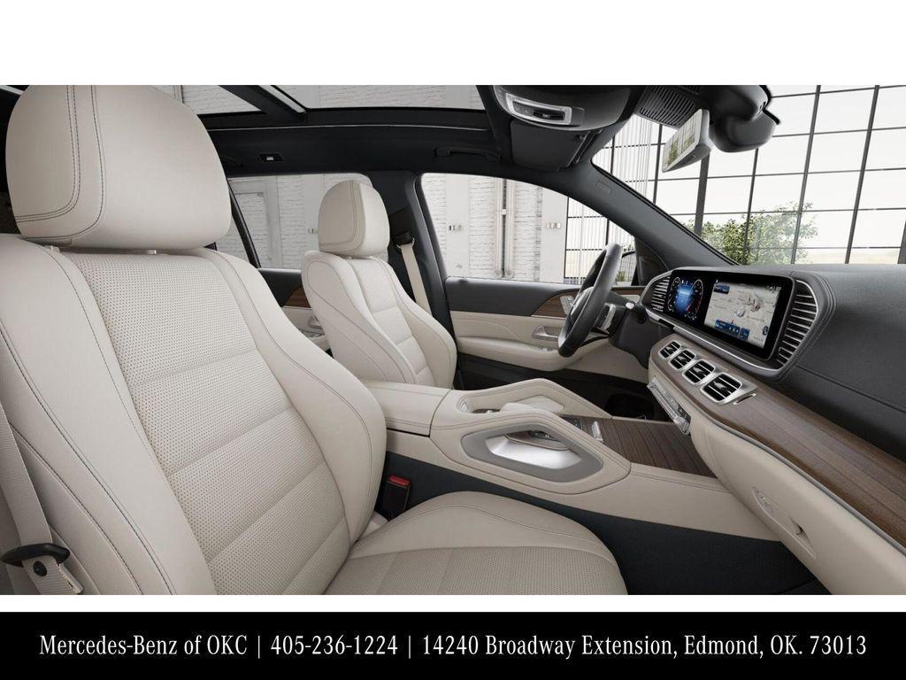 new 2025 Mercedes-Benz GLS 450 car, priced at $98,810