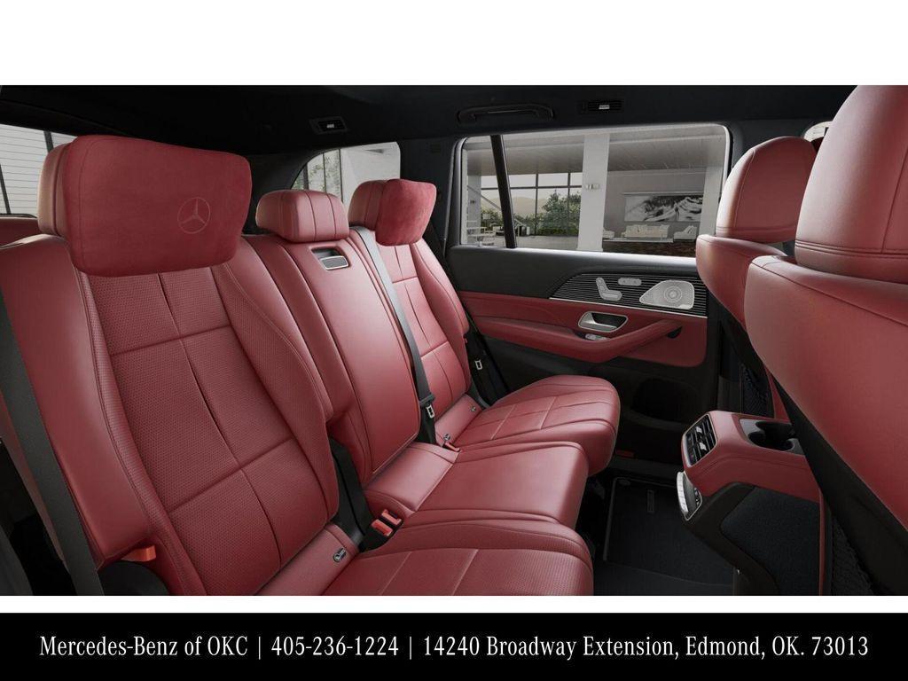 new 2025 Mercedes-Benz GLS 580 car