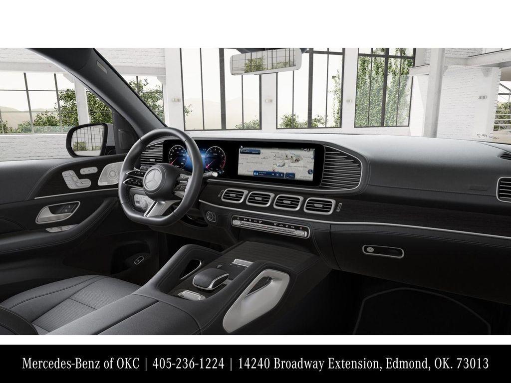 new 2025 Mercedes-Benz GLS 450 car, priced at $101,275