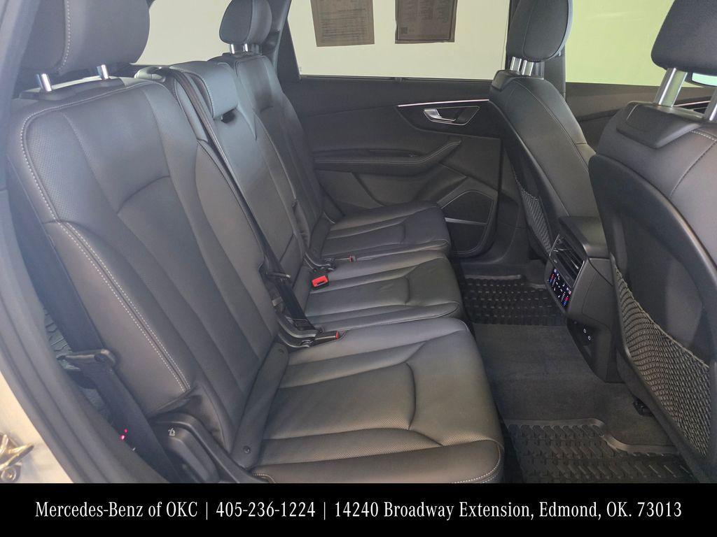 used 2025 Audi Q7 car, priced at $64,400
