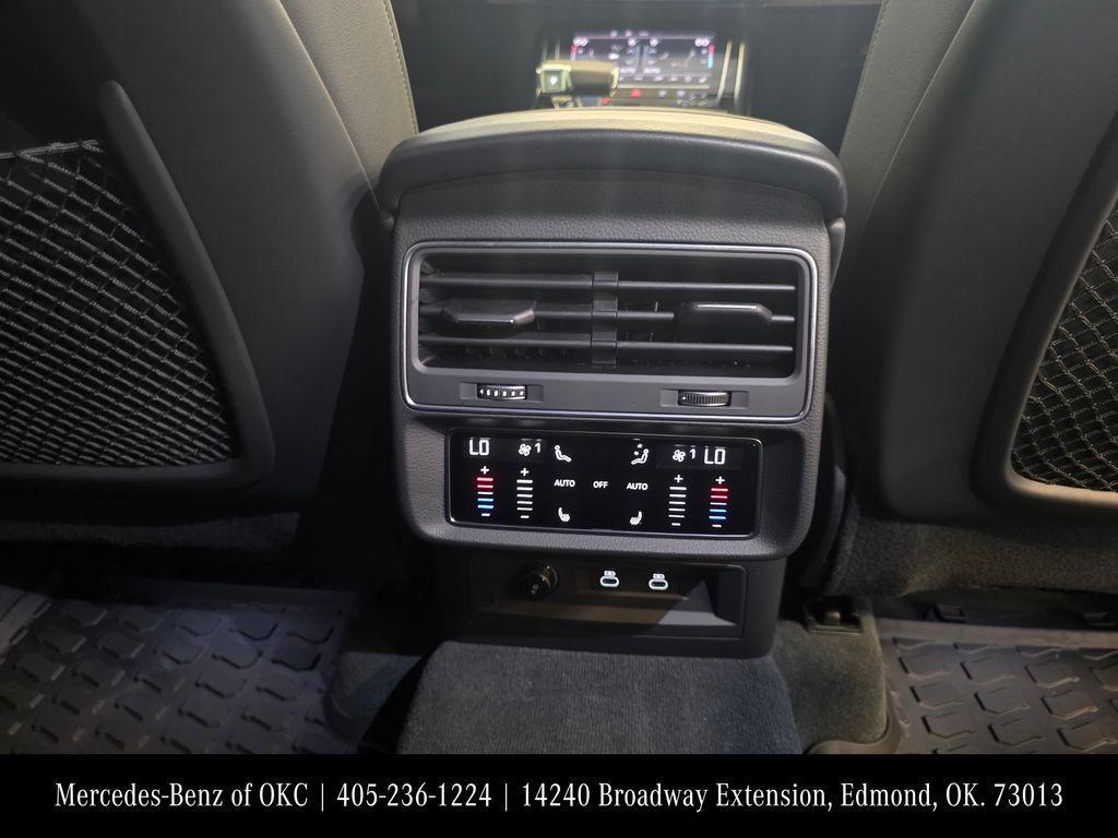used 2025 Audi Q7 car, priced at $64,400