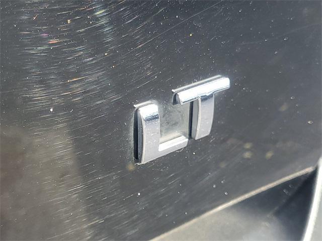 used 2021 Chevrolet Traverse car, priced at $22,500