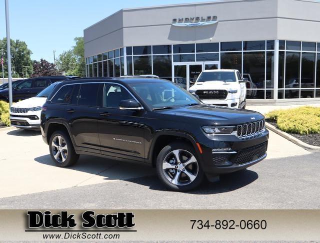 new 2024 Jeep Grand Cherokee car, priced at $44,454