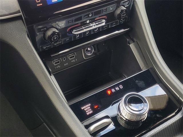 new 2025 Jeep Grand Cherokee L car, priced at $45,151