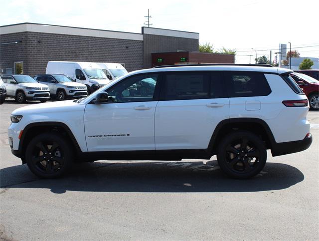 new 2025 Jeep Grand Cherokee car, priced at $61,174