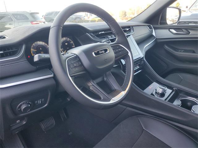 new 2025 Jeep Grand Cherokee L car, priced at $39,485