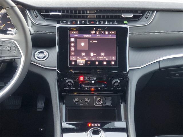 new 2025 Jeep Grand Cherokee L car, priced at $39,485