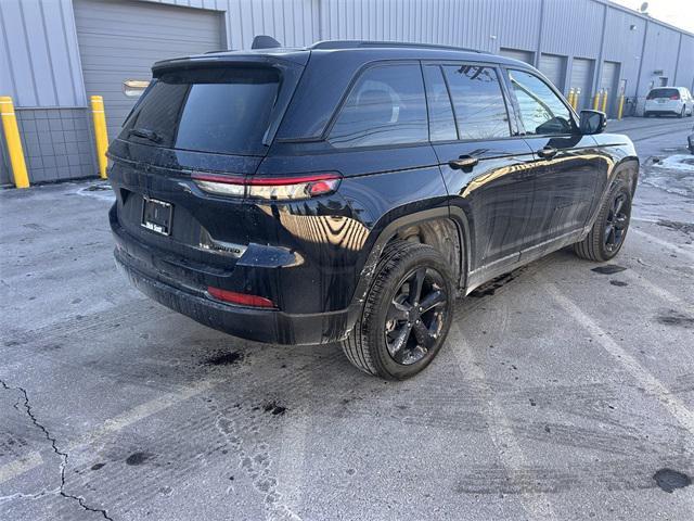 new 2024 Jeep Grand Cherokee car, priced at $45,689