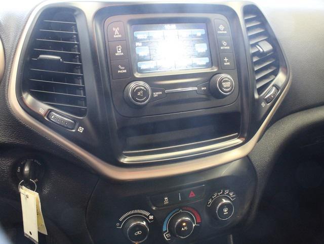 used 2014 Jeep Cherokee car, priced at $8,500