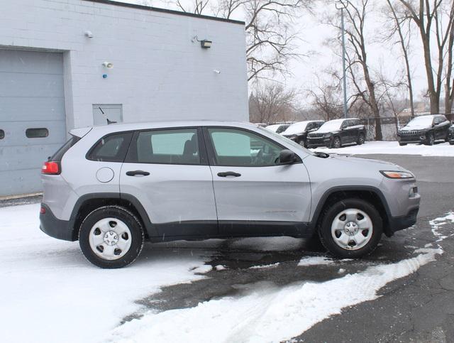 used 2014 Jeep Cherokee car, priced at $8,500