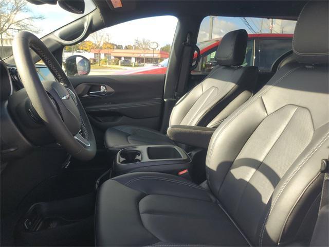 new 2026 Chrysler Pacifica car, priced at $40,467