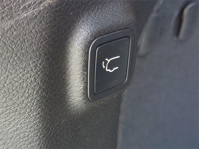 used 2019 Jeep Cherokee car, priced at $22,750