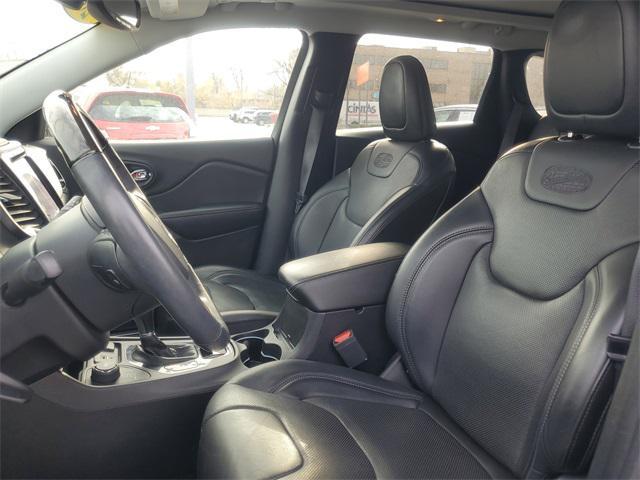 used 2019 Jeep Cherokee car, priced at $20,250