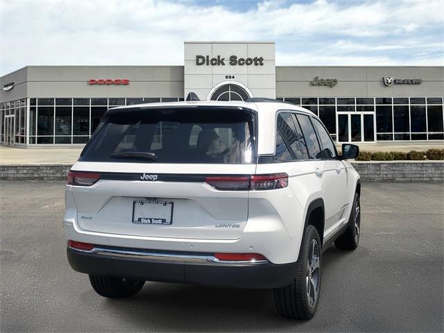 new 2025 Jeep Grand Cherokee car, priced at $47,742