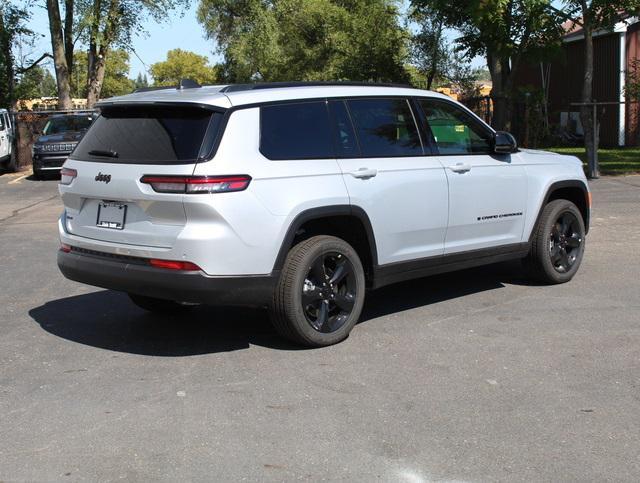 new 2025 Jeep Grand Cherokee car, priced at $47,405