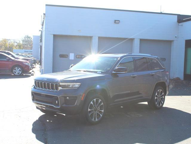 used 2022 Jeep Grand Cherokee car, priced at $32,000