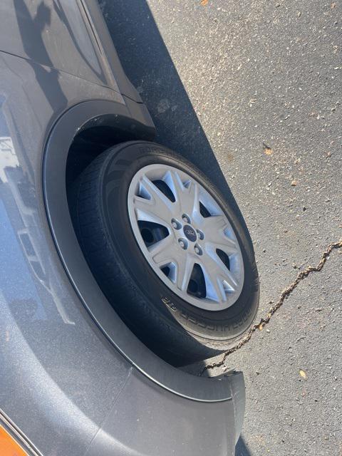 used 2013 Ford Escape car, priced at $5,750