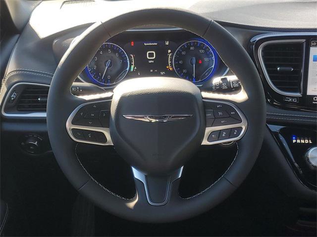 new 2026 Chrysler Pacifica car, priced at $43,977