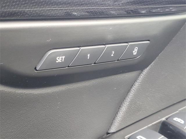 used 2023 Buick Envision car, priced at $22,250