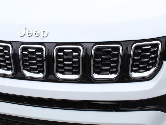 new 2025 Jeep Compass car, priced at $31,084