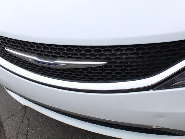 used 2020 Chrysler Pacifica car, priced at $24,000