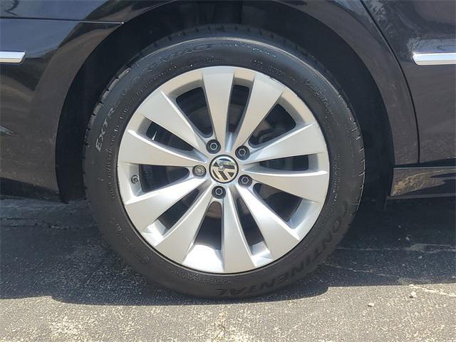 used 2010 Volkswagen CC car, priced at $6,250