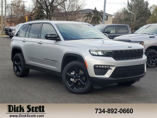 new 2025 Jeep Grand Cherokee car, priced at $41,335