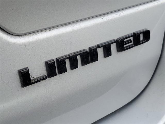 new 2025 Jeep Grand Cherokee car, priced at $41,335