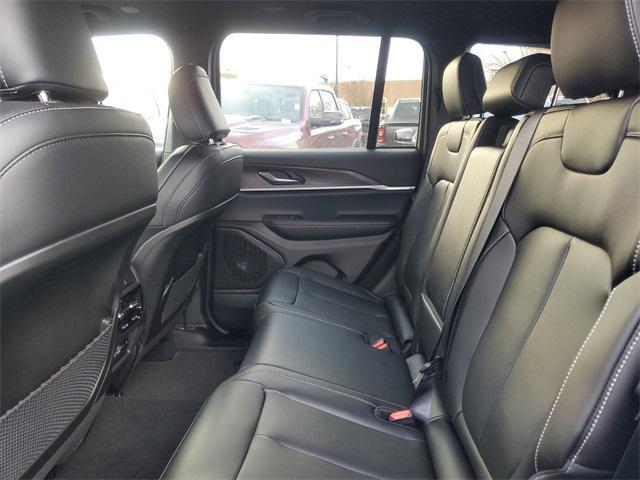 new 2025 Jeep Grand Cherokee car, priced at $41,335