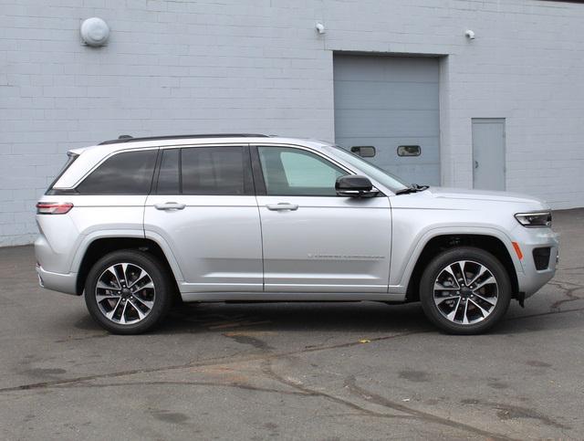 new 2024 Jeep Grand Cherokee car, priced at $56,128