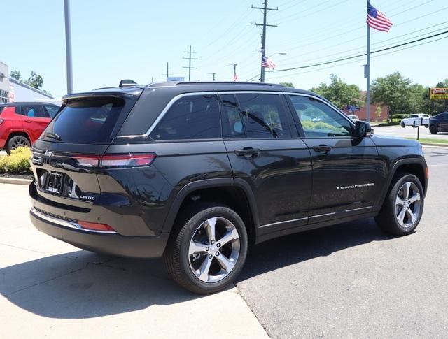 new 2024 Jeep Grand Cherokee car, priced at $46,104